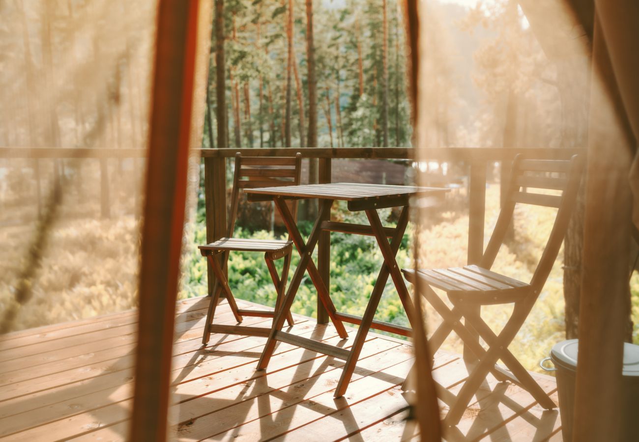 Bungalow en Benasque - Yurta Río Claro