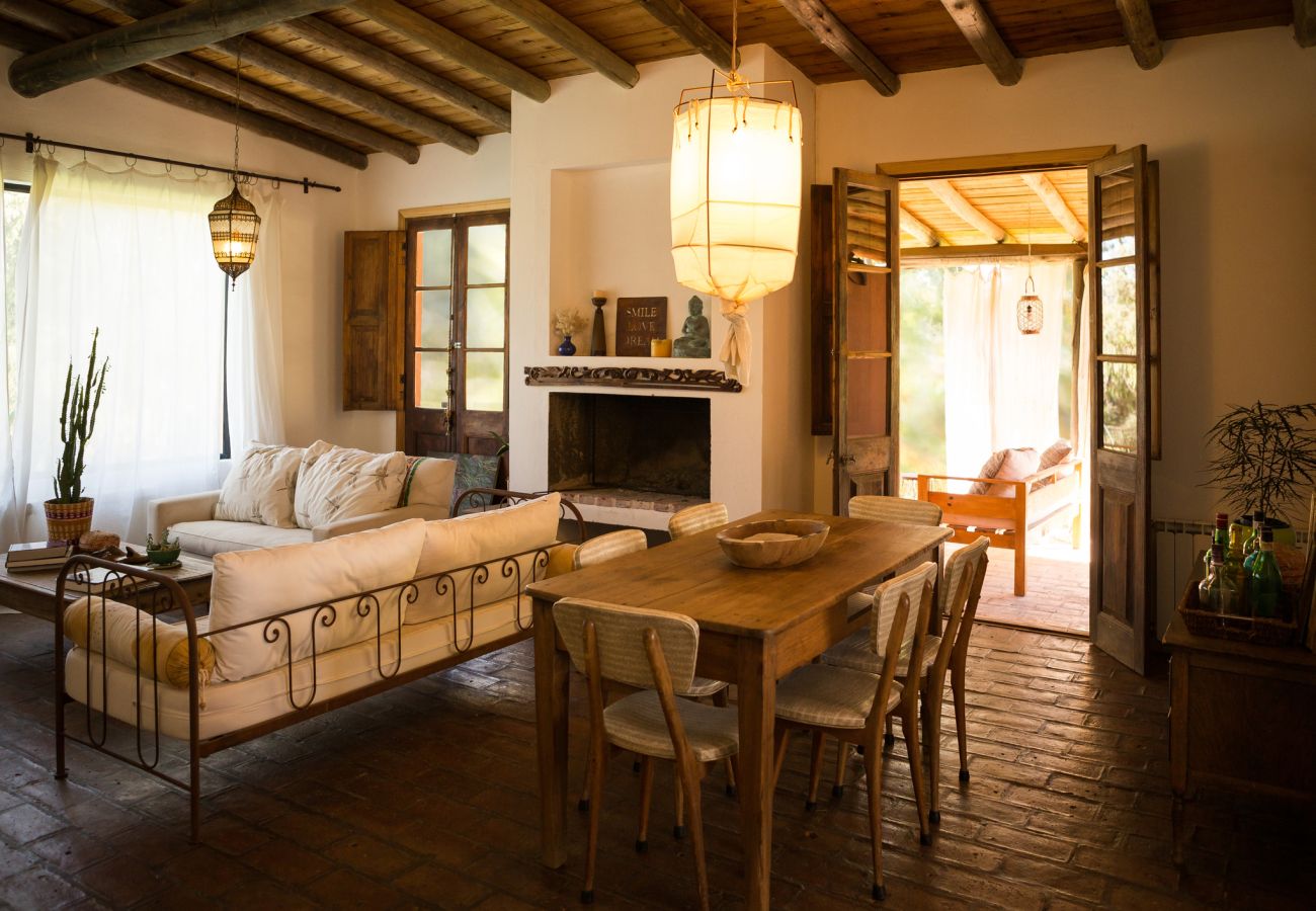 Villa en Olot - Masía Els Cingles